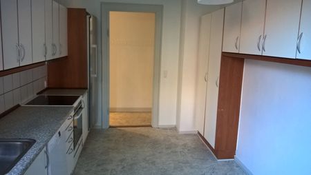 Smuk 5-vær med stuklofter og altan - Photo 5