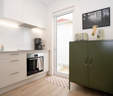 Modern Comfort one bedroom house in a Prime Glen Innes Location - Photo 3