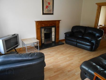 STUDENT LET 2026-27, 19 Burnside Mews, Portstewart, BT55 7BH - Photo 2