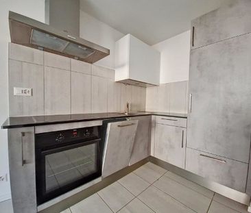 Bel appartement de 1.5 pièces avec grand balcon dans immeuble récent - Foto 1