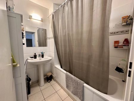 Location Appartement 2 pièces 46m² TOURNAN EN BRIE 77220 - Photo 4