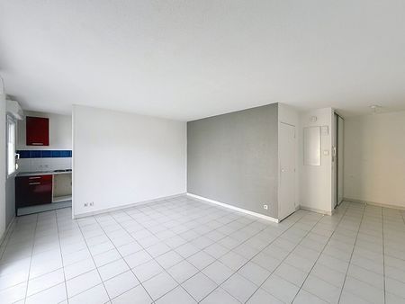 Location Appartement 2 pièces 48m² AVIGNON 84000 - Photo 4