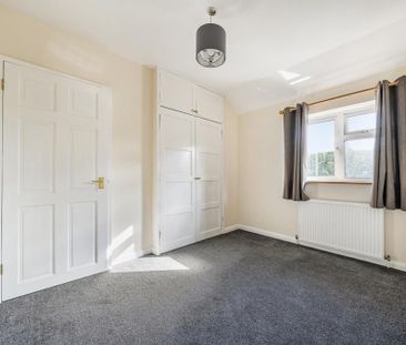 3 bedroom semi-detached house to rent - Photo 6