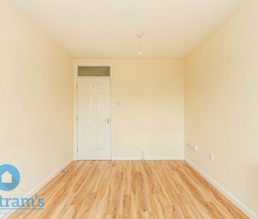 2 bed Apartment for Rent - Photo 4