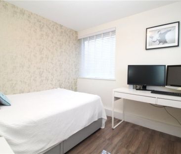 Warham Road, South Croydon, CR2 6LH - Photo 3