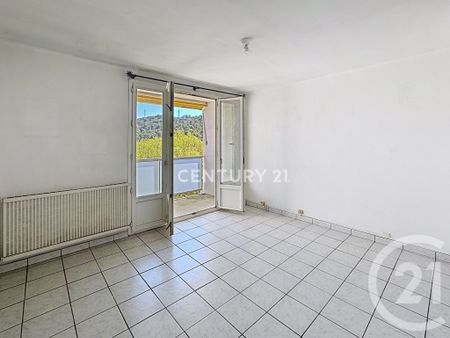 Location Appartement 3 pièces 59m² CARNOUX EN PROVENCE 13470 - Photo 5