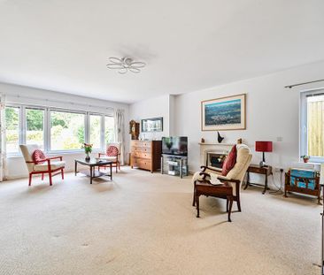 4 bedroom detached house to rent - Photo 4