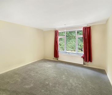 3 bedroom detached bungalow to rent - Photo 4