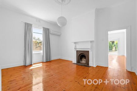 Character Home in prime location! - Photo 4