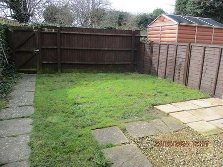 Darling Close, Swindon, SN3 - Photo 2