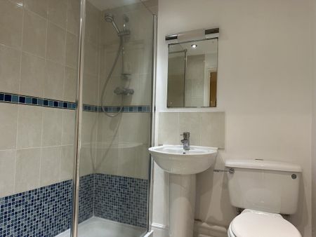 1 bedroom ground floor flat to rent - Photo 5