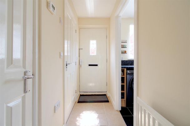 2 Bedroom House to let - Photo 1
