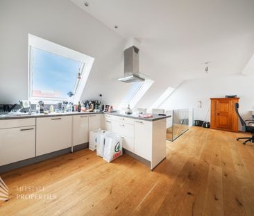 Schöne 3-Zimmer-Dachgeschosswohnung mit Terrasse, Nähe Matzleinsdor... - Photo 4