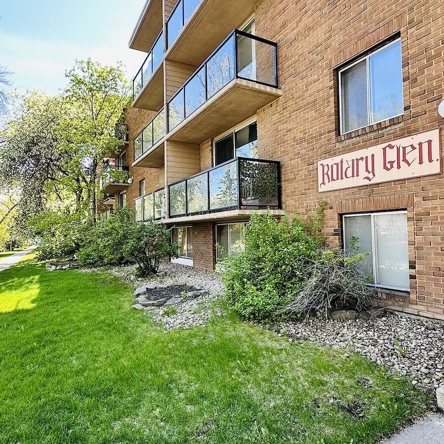 315 4 Avenue Northeast, Calgary - Photo 1