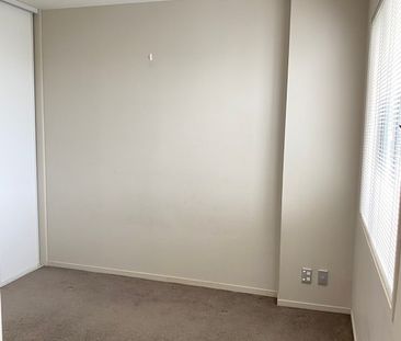 Property Management130 Anzac Street, Takapuna - Apartment for Rent - Photo 3