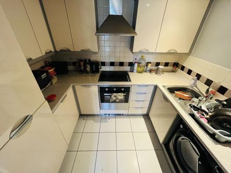 2 bedroom apartment to rent - Photo 4