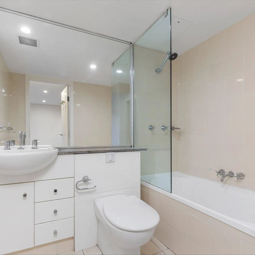 Renovated Apartment in Great Location - Photo 1