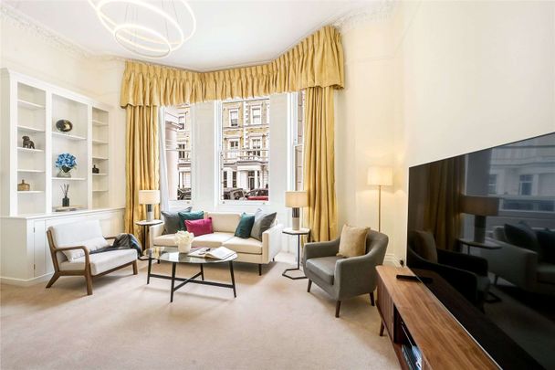 Two bedroom apartment in the heart of South Kensington - Photo 1