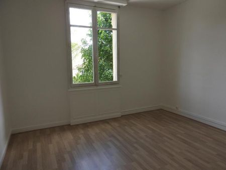 Location Appartement 3 pièces 81m² BORDEAUX 33000 - Photo 4