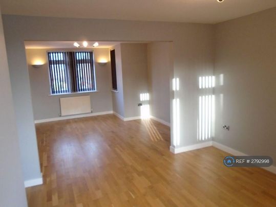 2 bedroom maisonette to rent - Photo 1