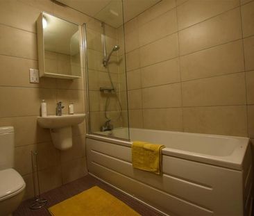 2 Bedroom Apartment To Let - Photo 6