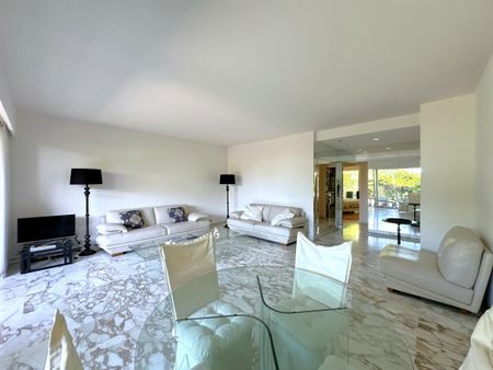 Location Appartement 2 pièces Meublé 74m² ROQUEBRUNE CAP MARTIN 06190 - Photo 3