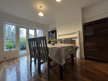 Water End, York - Photo 2