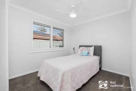 Spacious Family Home! - Photo 5