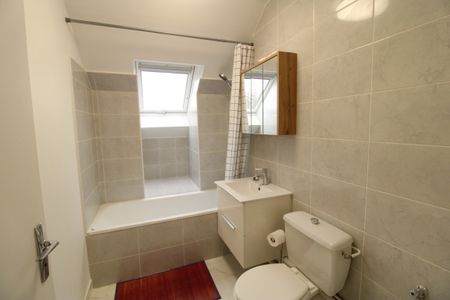 Location Appartement 1 pièce Meublé 31m² NANTES 44000 - Photo 4