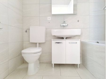 3 Zimmer, 72 m², 2. Stock - Photo 2