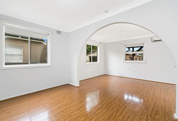 13 Junee Street, Marayong NSW 2148 - House For Rent | Domain - Photo 1