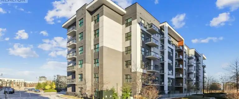 629 - 128 GROVEWOOD COMMON | 629 - 128 GROVEWOOD COMMON, Oakville - Photo 1