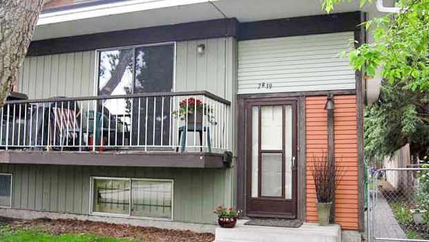 Main Floor Bowness Duplex: Utilities Included. - Photo 1