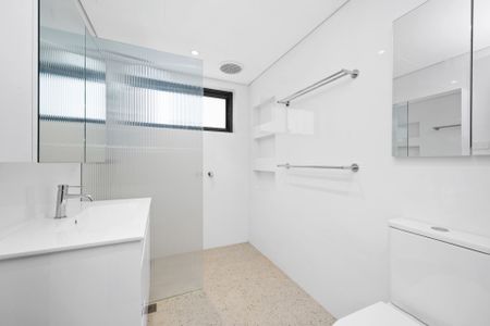 Spacious Resort-Like Apartment - Photo 5