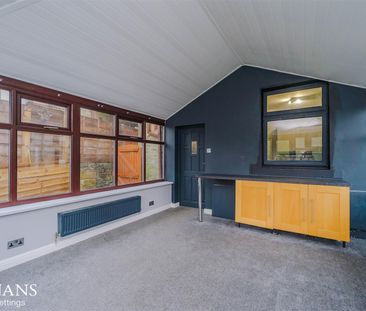 Booth Crescent, Rossendale - Photo 1