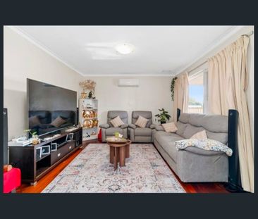 Quality Family Home - Photo 3