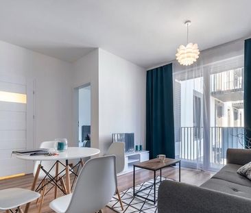 Ein junges Paar sucht eine Wohnung - Foto 1