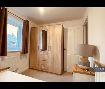 1 bedroom in a house share to rent - Photo 4