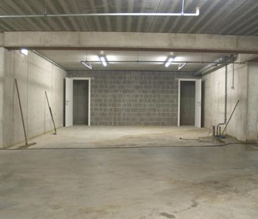 Dakppartement met 2 slaapkamers en groot terras - Photo 6