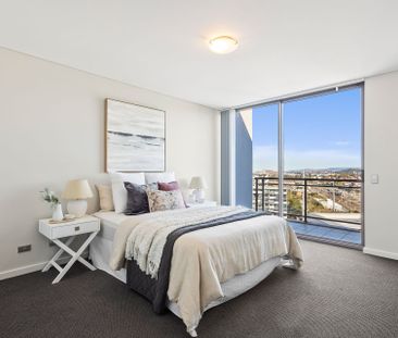 CBD Penthouse Apartment - Photo 4