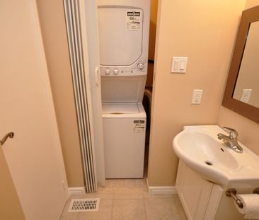 For Lease - 4165 Quaker Hill Drive, Mississauga, Ontario - Photo 5