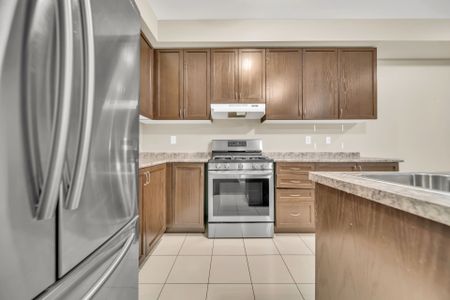 For Lease - 81 Vezna Crescent, Brampton, Ontario - Photo 2