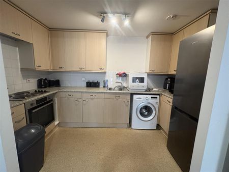 1 bed flat to rent in Wellsfield, Bushey, WD23 - Photo 5