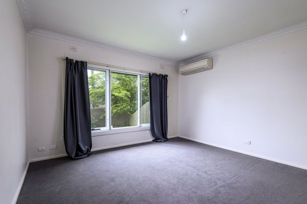 Spacious 3-Bedroom Home in Prime Location - Photo 1