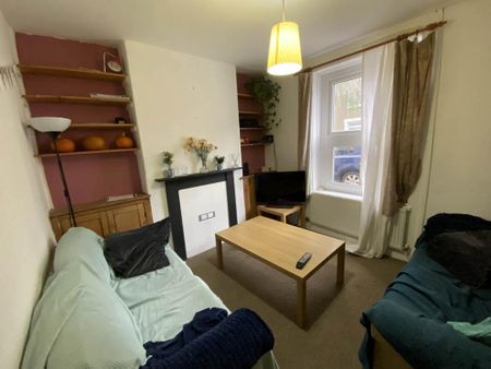 4 bedroom house to rent - Photo 4