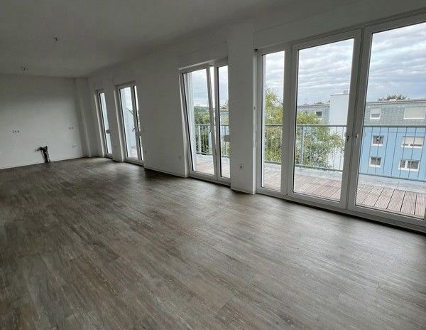 Großzügige 2-Zimmer Penthouse Wohnung in der Südstadt - Photo 1
