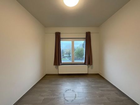 Mooi gerenoveerd appartement met 2 slaapkamers - Photo 3