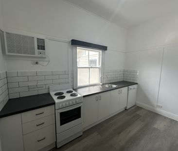 2 Bedroom Unit in Town - Photo 3