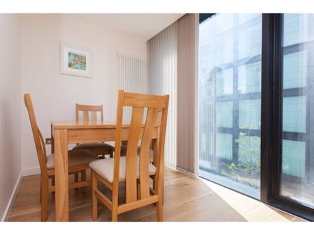 34/6 Simpson Loan, Edinburgh - Photo 4