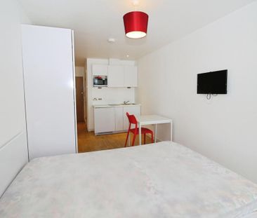 Studio to rent - Photo 1